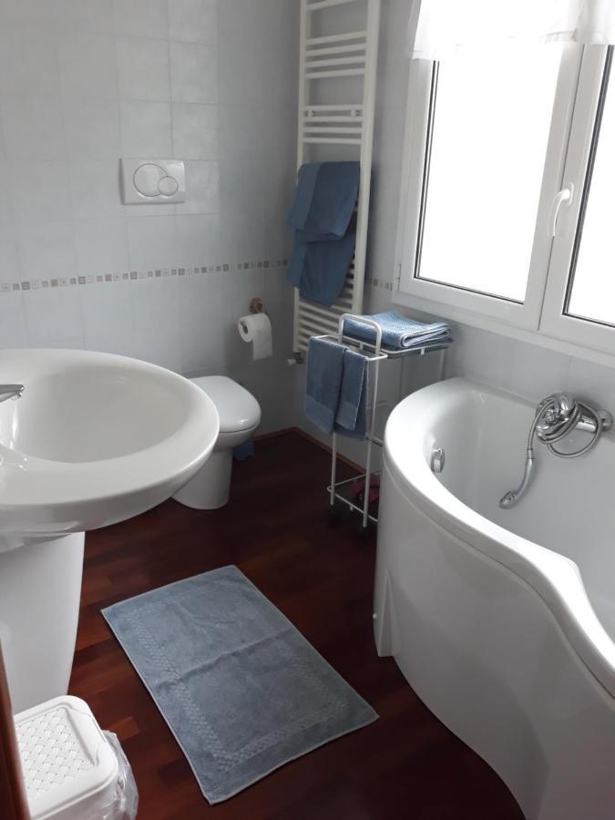 B&B Villa Isabella อิมเปรีอา ภายนอก รูปภาพ
