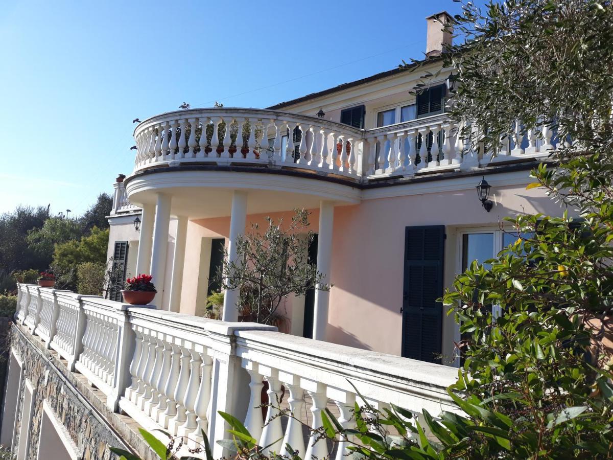 B&B Villa Isabella อิมเปรีอา ภายนอก รูปภาพ